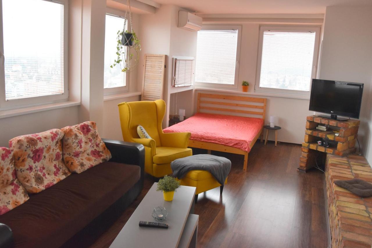 Panorama View Family Apartment Veszprem Ngoại thất bức ảnh